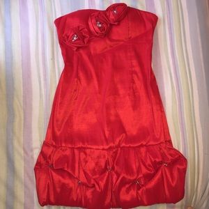 Red strapless 💄💃🏻👠